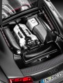 07057_d02_audi_r8.jpg
