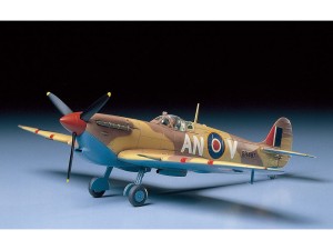Tamiya 61035 Supermarine Spitfire Mk.Vb Trop