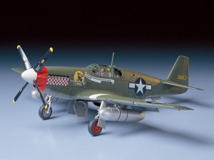 Tamiya 61042 North American P-51B Mustang