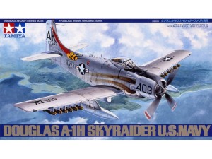Tamiya 61058 Douglas A-1H Skyraider U.S. Navy