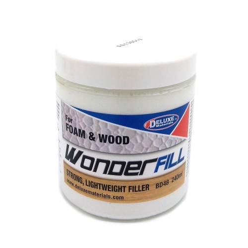 szpachlówka_do_pianek_i_drewna_lekka_biała_240ml_wonder_fill_OLPEN_model-1.jpg
