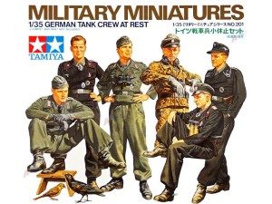 Tamiya 35201 German Tank Crew at Rest