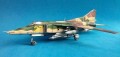 modelo-escala-academy-172-mig-27-flogger-d-attack-aircraft-726111-MLM20478827086_112015-F.jpg