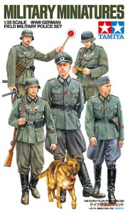 Tamiya 35320 German Field Military Police - WWII